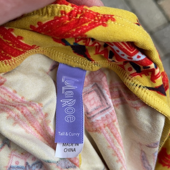 LuLaRoe New TC Tall & Curvy Geometric Aztec Leggings NWT - Picture 4 of 6